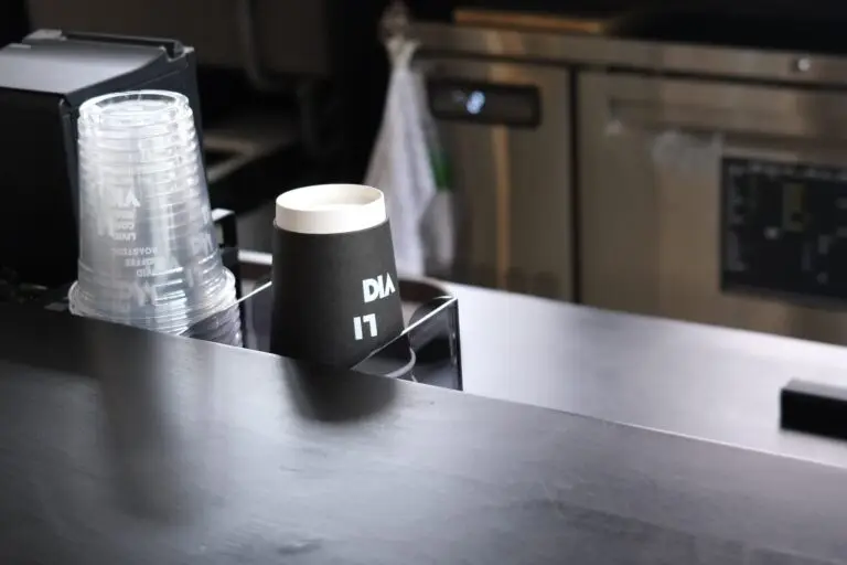FLO HOUSE ｜ Livid Coffee Roasters｜泰國新銳設計師與新潮咖啡店